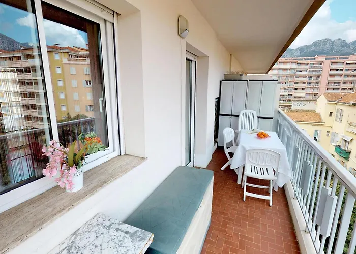 Appartement Au Dernier Etage Avec Terrasse, Parking Prive, Clim, Et Wifi - Centre Et A Proximite - Fr-1-196-234 *