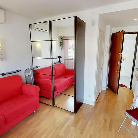 Lägenhet Au Dernier Etage Avec Terrasse, Parking Prive, Clim, Et Wifi - Centre Et A Proximite - Fr-1-196-234 *