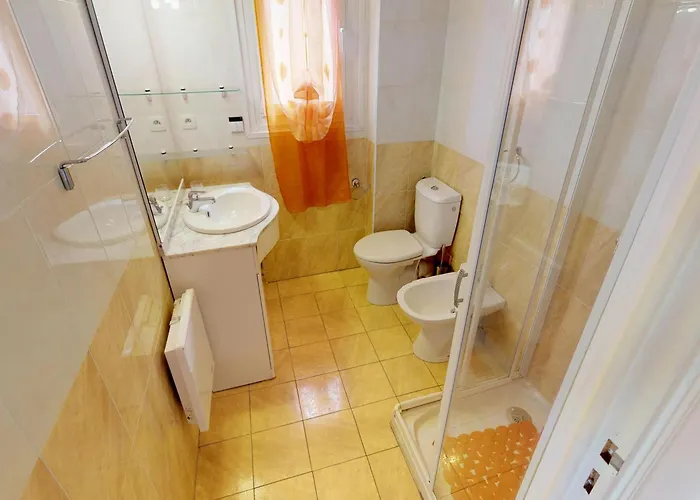 Διαμέρισμα Au Dernier Etage Avec Terrasse, Parking Prive, Clim, Et Wifi - Centre Et A Proximite - Fr-1-196-234 *