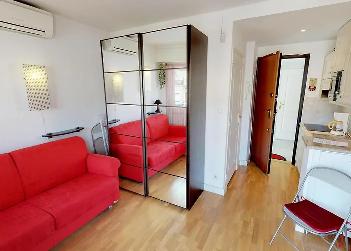 Διαμέρισμα Au Dernier Etage Avec Terrasse, Parking Prive, Clim, Et Wifi - Centre Et A Proximite - Fr-1-196-234 *