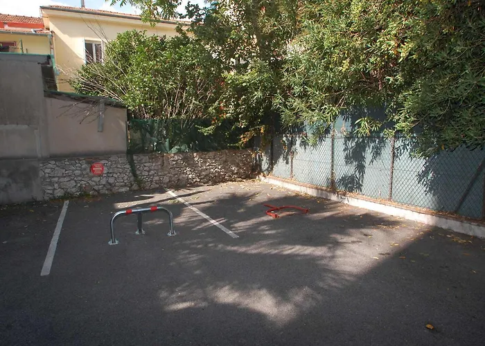 Au Dernier Etage Avec Terrasse, Parking Prive, Clim, Et Wifi - Centre Et A Proximite - Fr-1-196-234 Apartment Menton